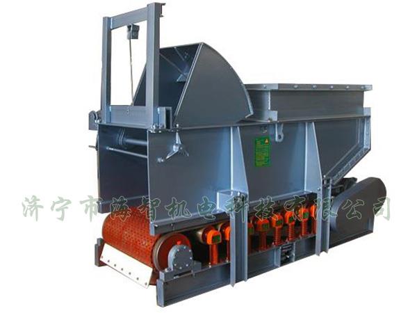 用手動、電動、液動或氣動驅(qū)動齒輪帶動弧型齒條來開啟或關(guān)閉扇型閘門